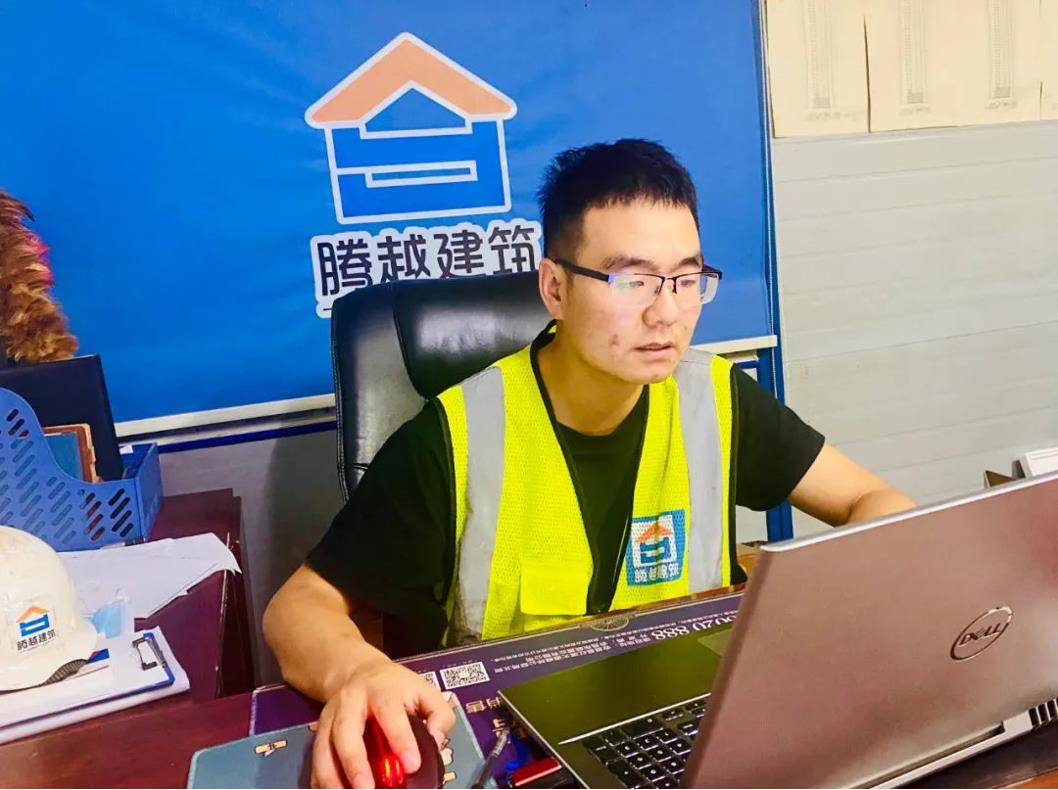 先鋒人物|擇一事、專一業(yè)的工地“超級鐵人”